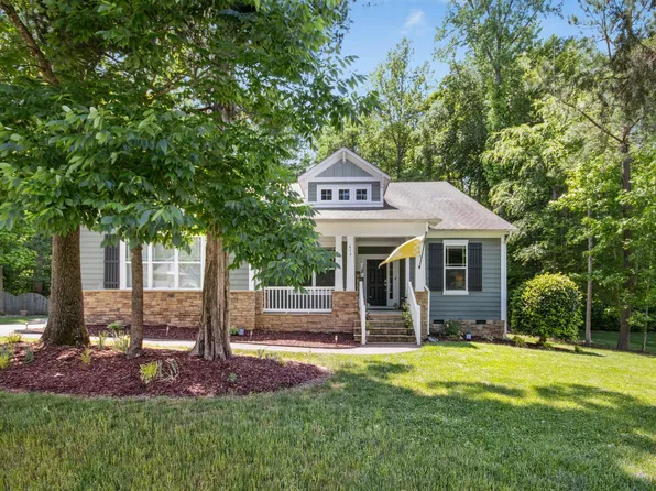 619 E Hatterleigh Ave, Hillsborough, NC 27278