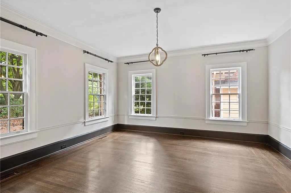 5 bed, 3.5 bath, 3258 sqft, $7,500 — Photo 4