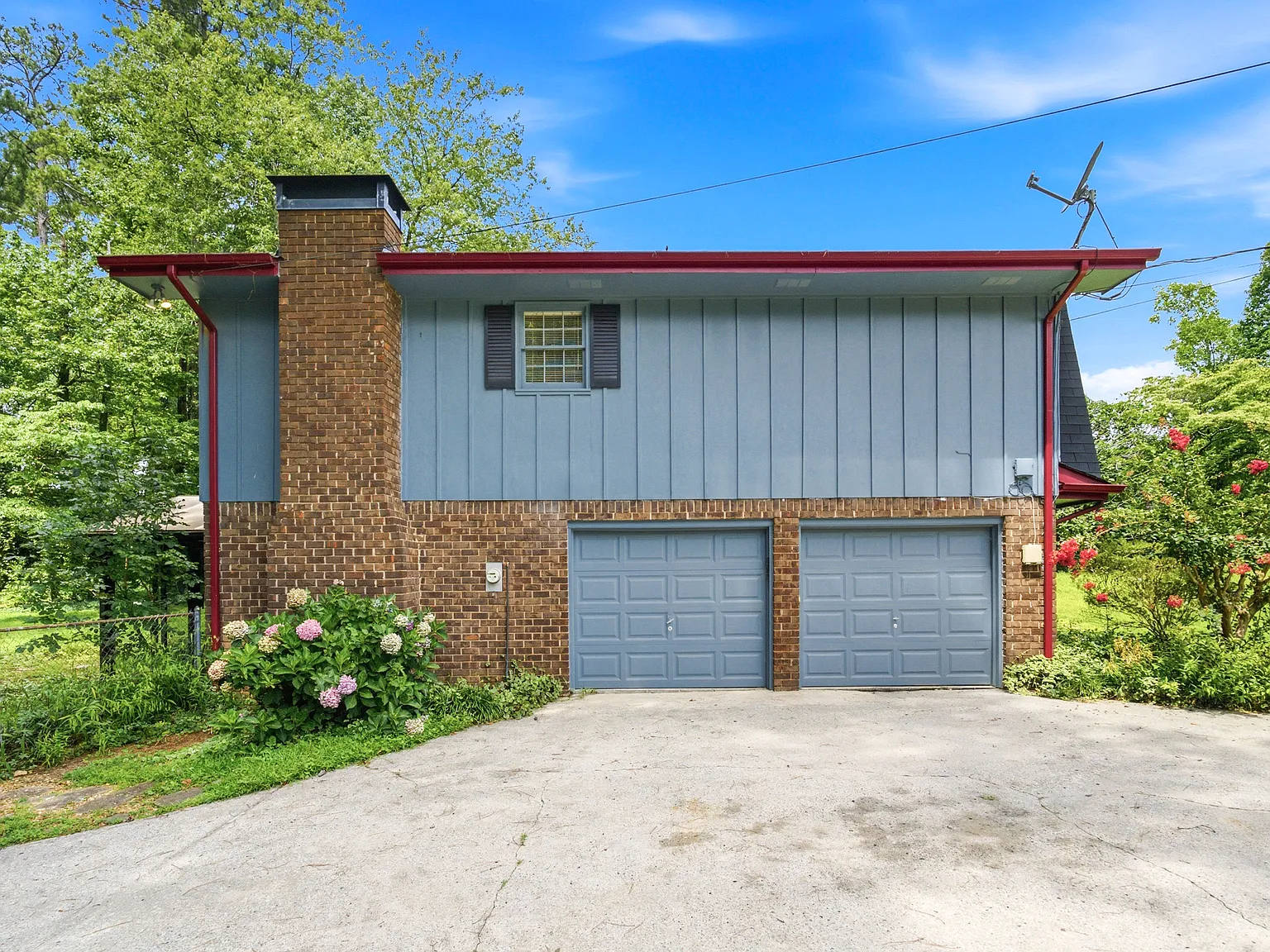 3 bed, 1599 sqft, $2,500 — Photo 4