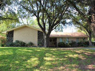 8012 Chapin Rd, Benbrook, TX 76116