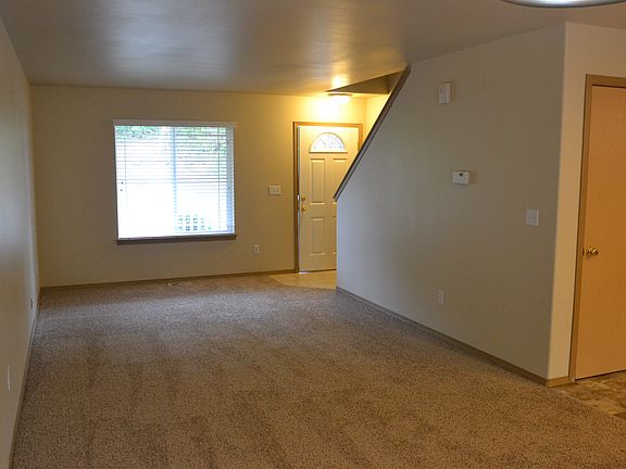 2nd image of 6122 S Cushman Ave