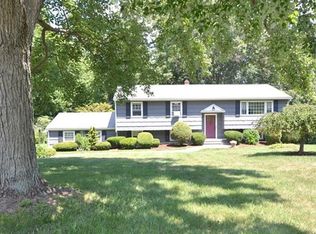 21 Ridgedale Rd, Bethel, CT 06801