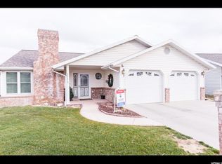1772 W 5000 S, Roy, UT 84067