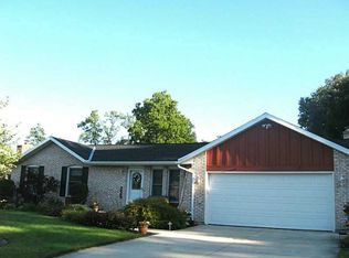 225 E Parkwood St, Sidney, OH 45365