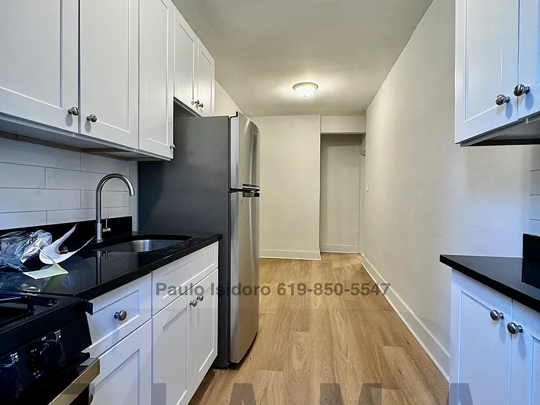 715 Saint Marks Ave #3J — Photo 8
