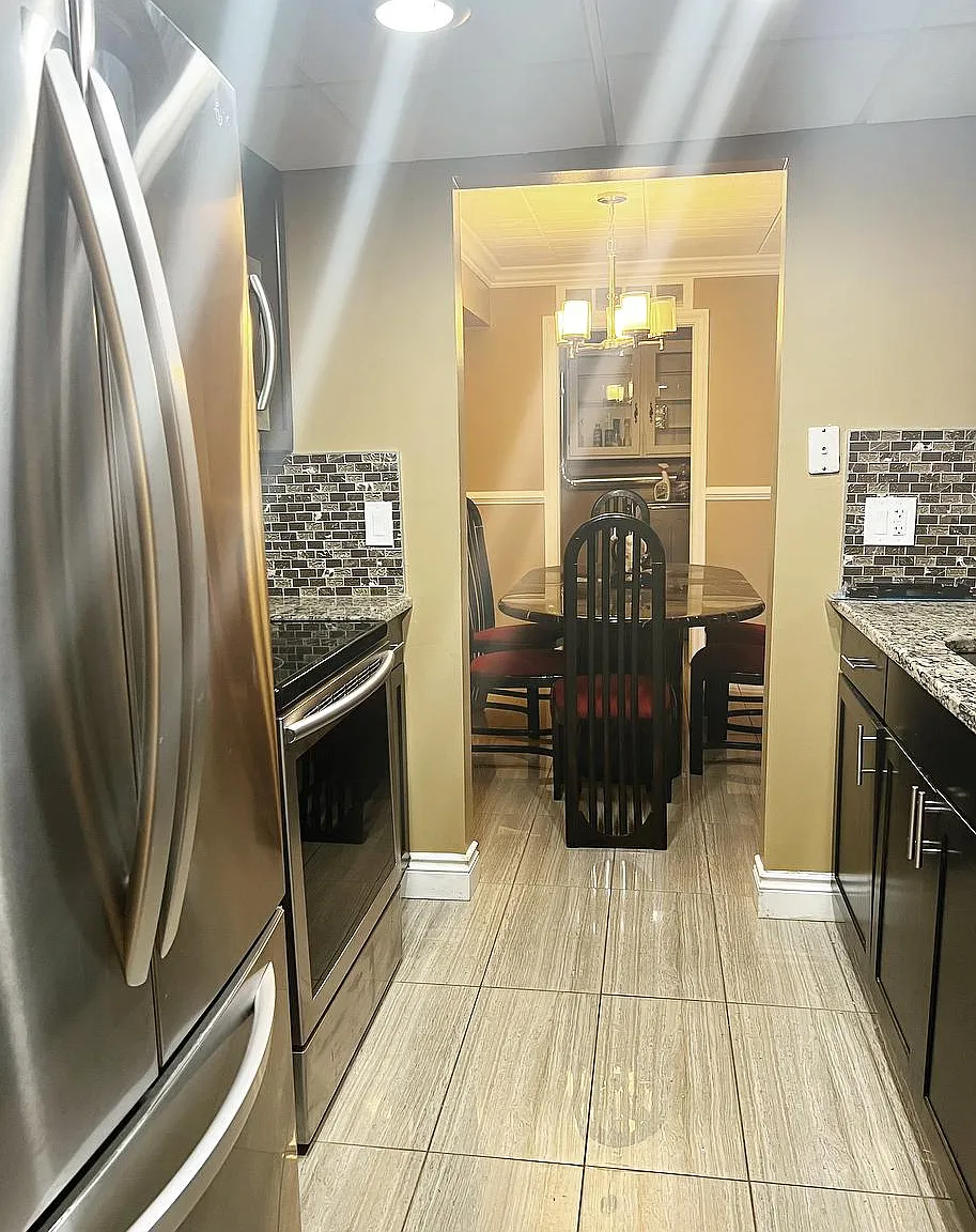 1 bed, 1200 sqft, $1,749 — Photo 4