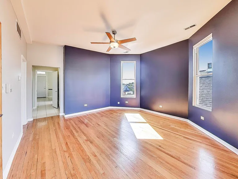 2733 N Mozart St #3 — Photo 6