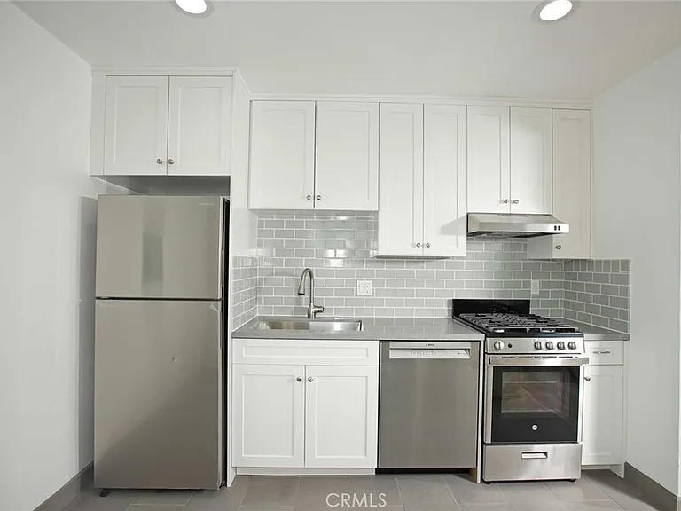 5459 Carlin St #3 — Photo 3