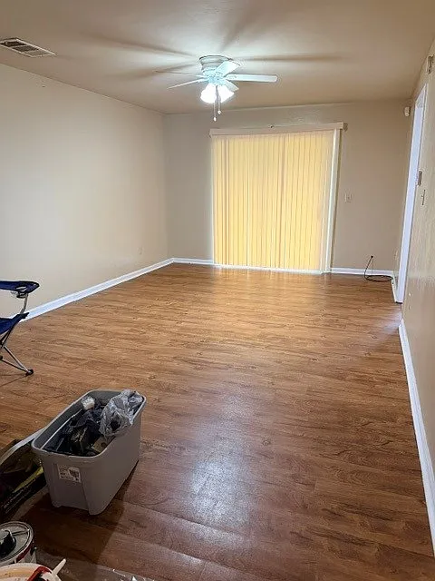 2 bed, 900 sqft, $1,400 — Photo 2