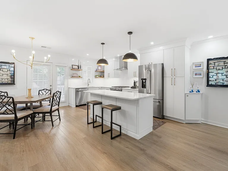 6932 Fairfax Dr #100 — Photo 14