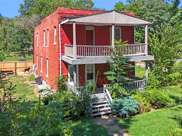 2832 Peery Ave, Kansas City, MO 64127