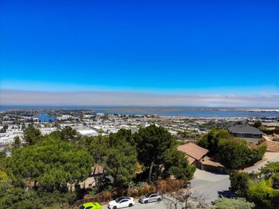 20 Hartford Ave, San Carlos, CA, 94070