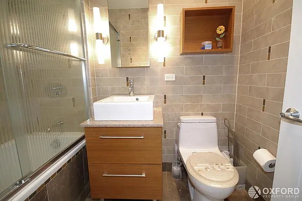 Sold by Oxford Property Group | media 5