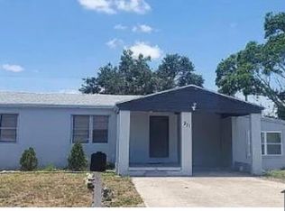 311 NW 2nd St, Boynton Beach, FL 33435