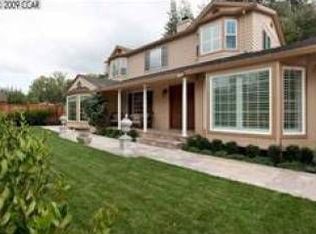 32 Rheem Blvd, Orinda, CA 94563