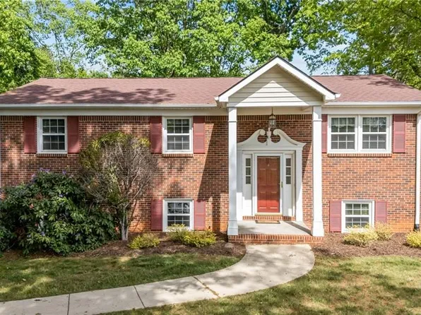340 Mountain View Rd, King, NC 27021