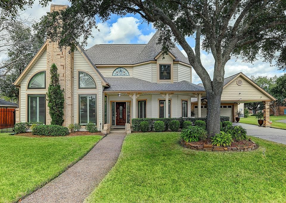 1st image of 2305 Kerry Cir