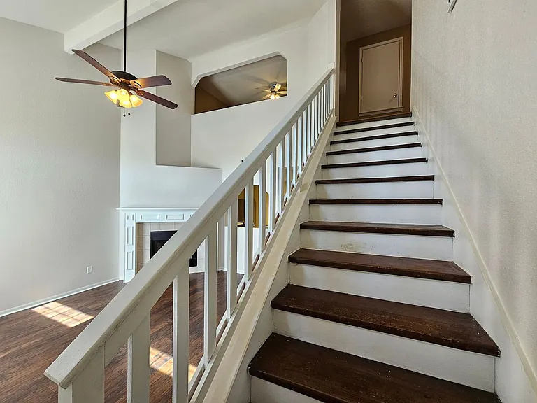 4207 Indigo Dr — Photo 16