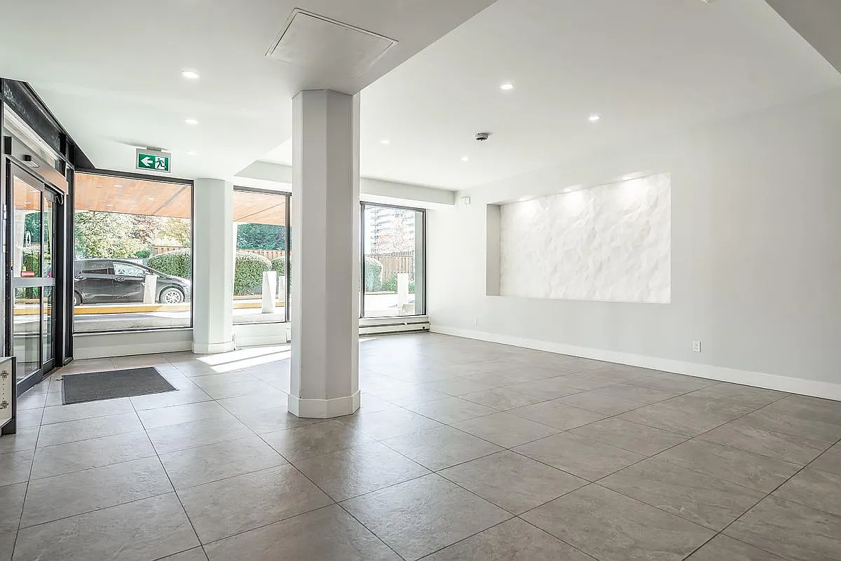 415 Michigan Street Apartments — Photo 4