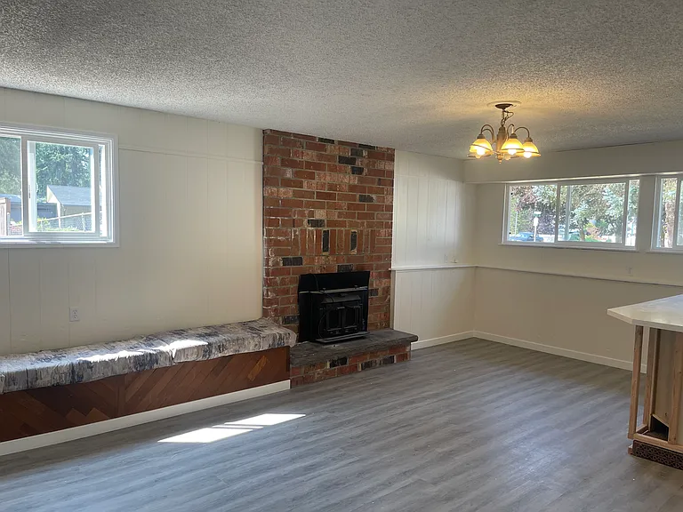 11911 Clover Creek Dr SW — Photo 10