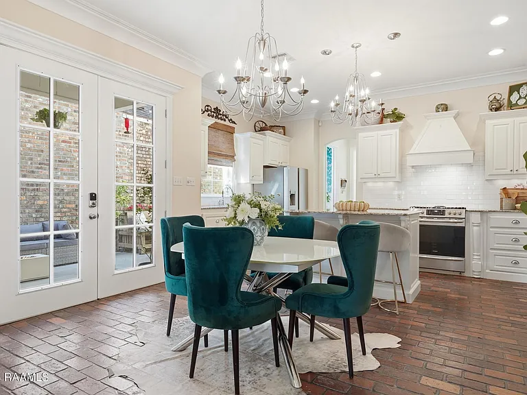 406 Harbor Bend Blvd — Photo 15