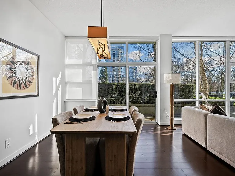 638 Beach Cres #Townhouse 105 — Photo 11