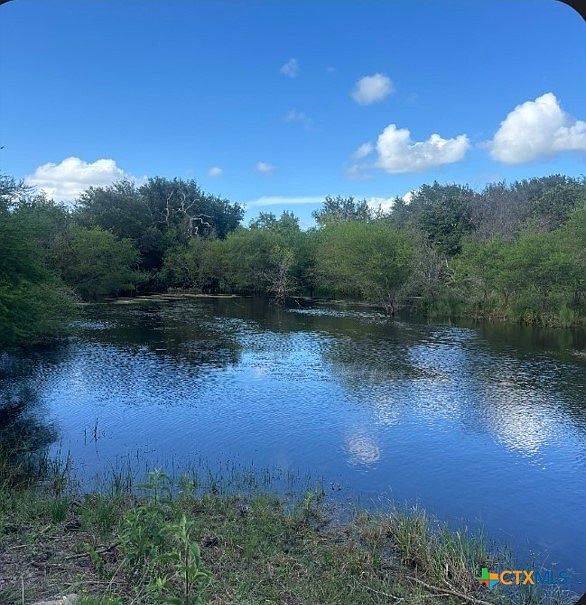 1st image of 425 Metz Rd