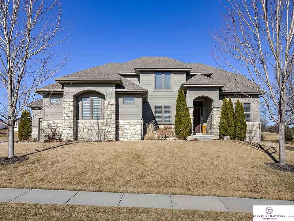 1st image of 10214 Spyglass Dr