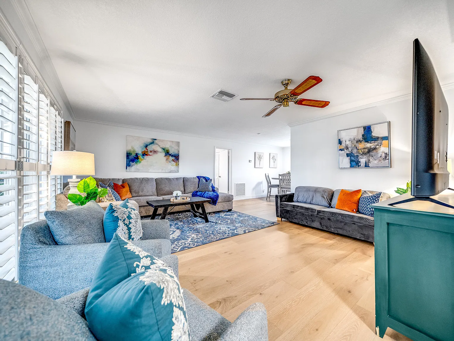 3 bed, 1719 sqft, $12,500 — Photo 1
