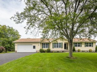 5 Eastman Pl, Leicester, NY 14481