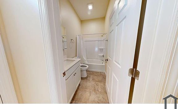 5th image of 6703 Lyric St