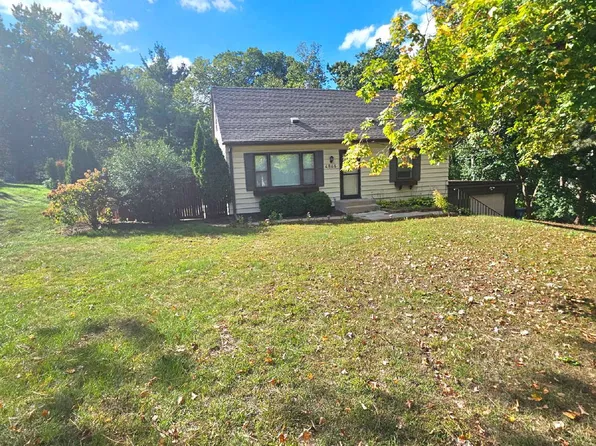 4846 Birchwood Ln, Minnetonka, MN 55343