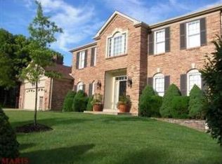 3148 Tollgate Rd, Saint Louis, MO 63129