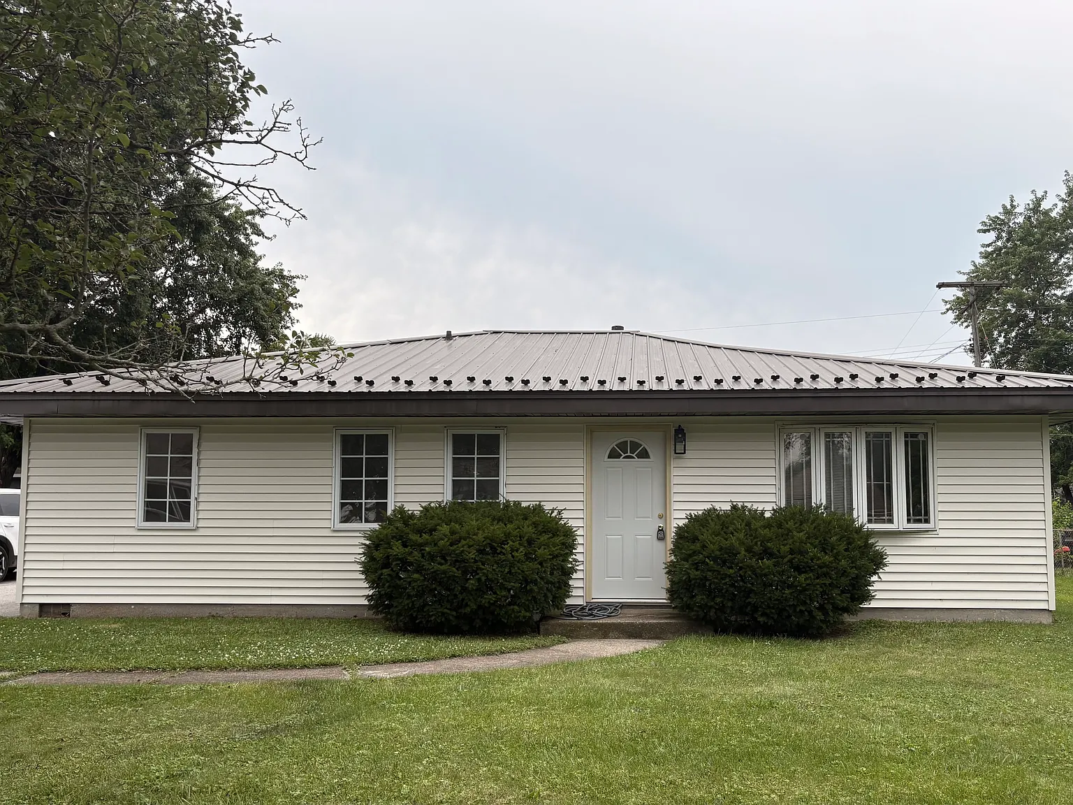 3 bed, 1.5 bath, 1280 sqft, $1,950 — Photo 4