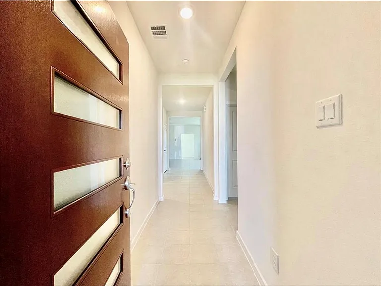 7802 Winter Hawk Cir — Photo 13