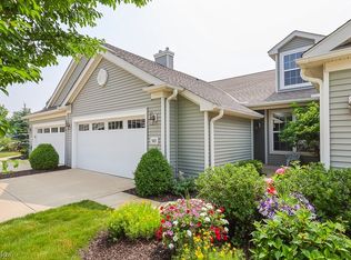 565 Hyannis Port Cir, Avon Lake, OH 44012