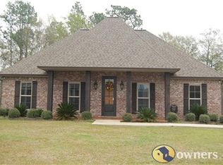 2566 E Robinwood Dr, Lake charles, LA 70611