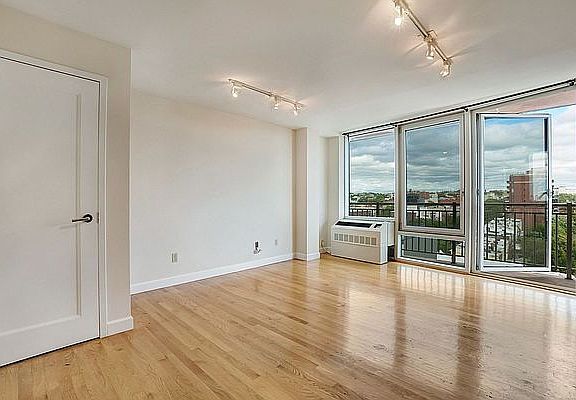 4th image of 574 4th Ave APT 3G