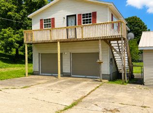 1010 1/2 14th Ave, Vienna, WV 26105