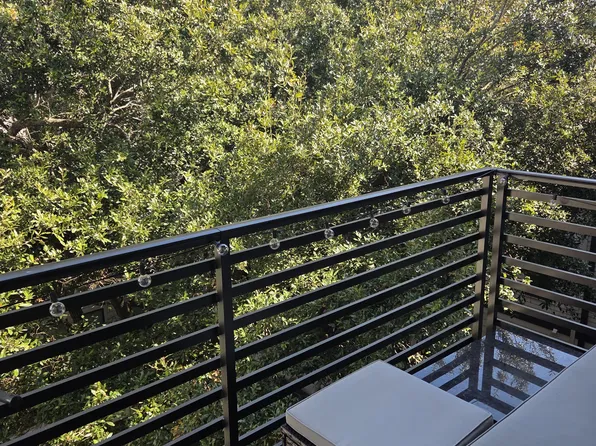 (undisclosed Address), Mount Pleasant, SC 29464