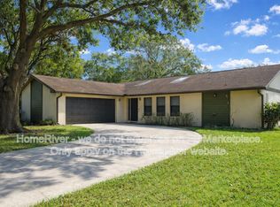 1408 Teakwood Dr, Plant City, FL 33563