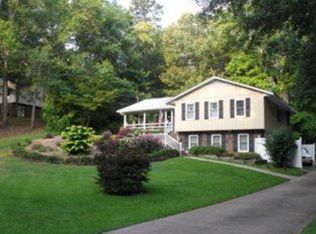 325 Weatherly Woods Dr, Winterville, GA 30683