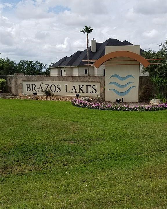 1st image of 6003 Brazos Lakes Dr
