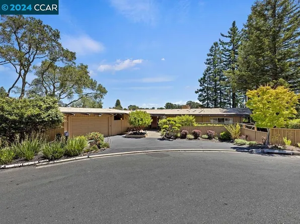3 Duncan Ct, Orinda, CA 94563