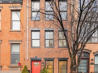 214 8th St, Hoboken, NJ 07030