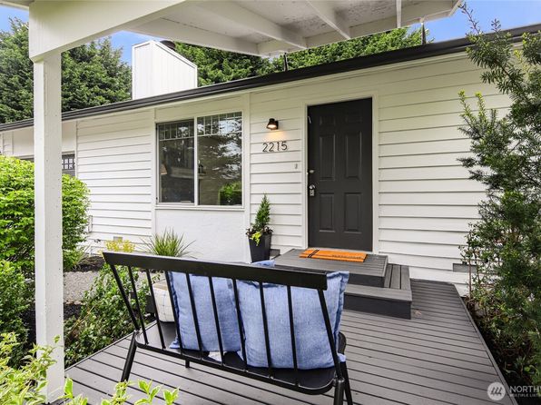 2215 185th Place SE, Bothell, WA 98012