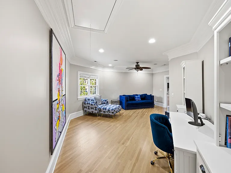 9805 Strike The Gold Ln — Photo 31