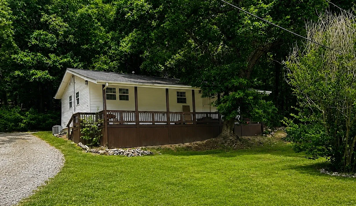 2 bed, 1000 sqft, $1,100 — Photo 1