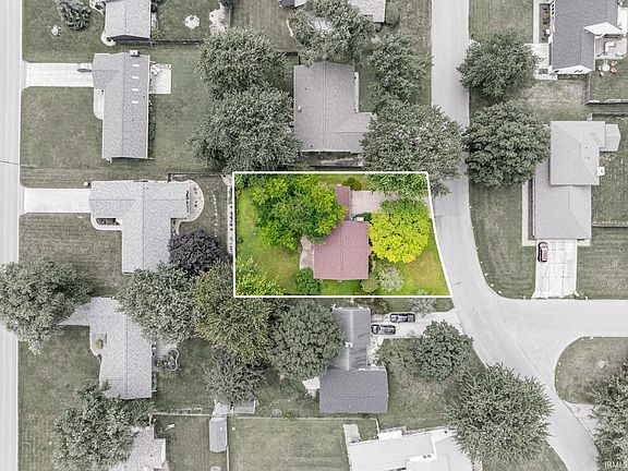 3rd image of 2501 W Sacramento Dr