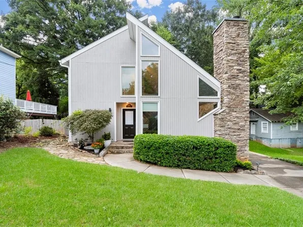 489 Trabert Ave NW, Atlanta, GA 30309